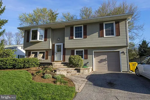 967 Summer Hill Dr Photo 1