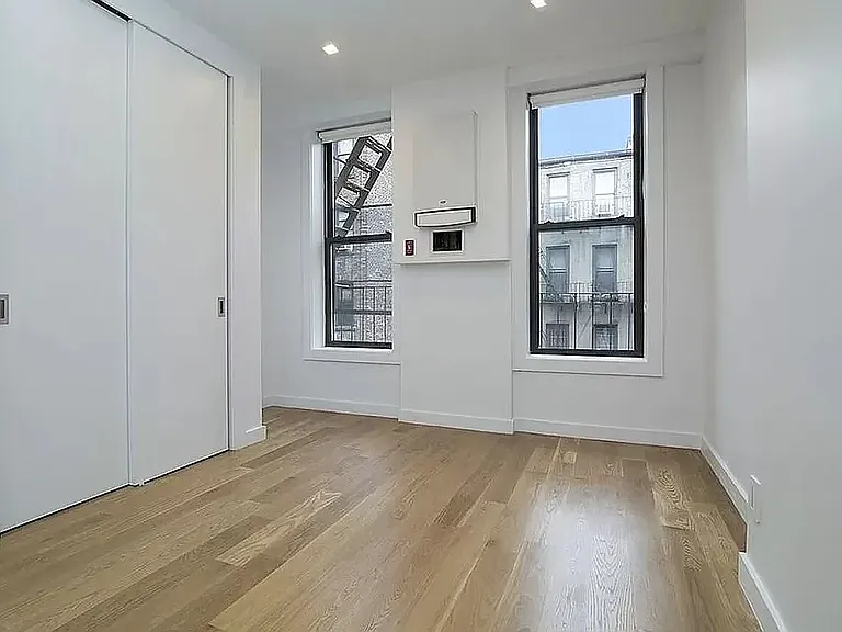26 Prince St #16 — Photo 1