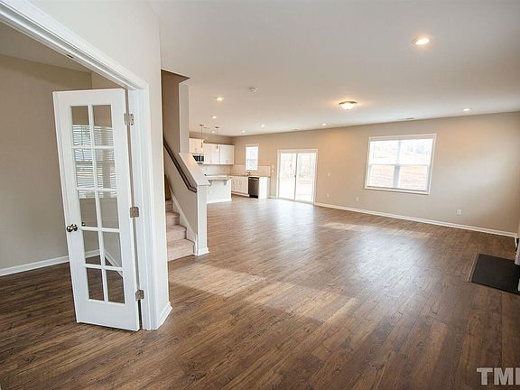 3rd image of 553 W Copenhaver Dr #82