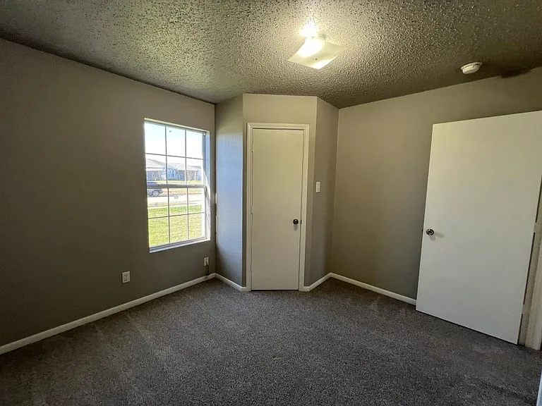 4115 Mustang Dr — Photo 17