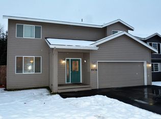 9036 Little Brook St, Anchorage, AK 99507