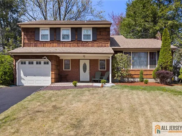 17 Myrtle Rd, East Brunswick, NJ 08816