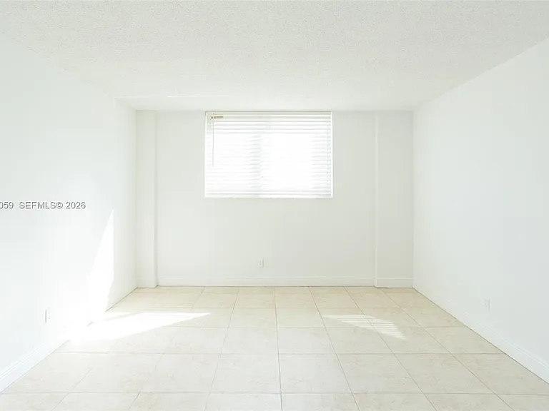 19380 Collins Ave #406 — Photo 15