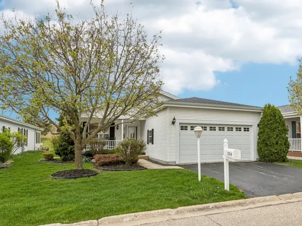 226 Rodeo Dr, Grayslake, IL 60030