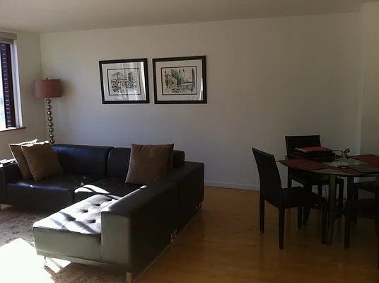 Sold by NY NY Condo, Inc | media 4