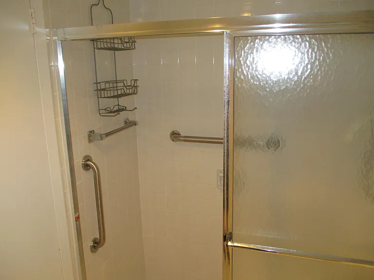 506 Mansfield Dr #M — Photo 35