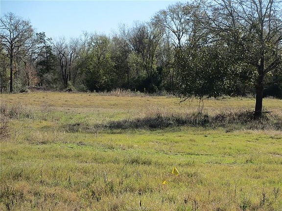 3rd image of 3906 Austins Estates Dr