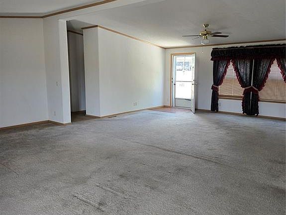 4th image of 213 Indian Hills Rd