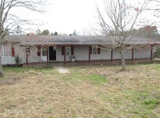432 Clay Dr, Seneca, SC 29678