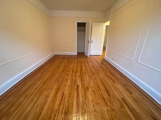 Rented by Contact Realty | media 15