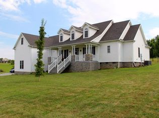 100 Rolling Ridge Rd, Stamping Ground, KY 40379