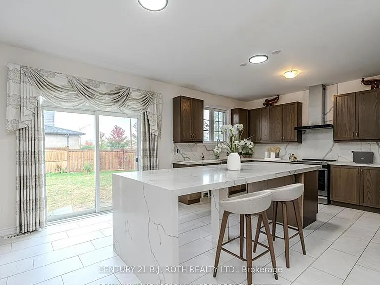 3027 Monarch Dr — Photo 3