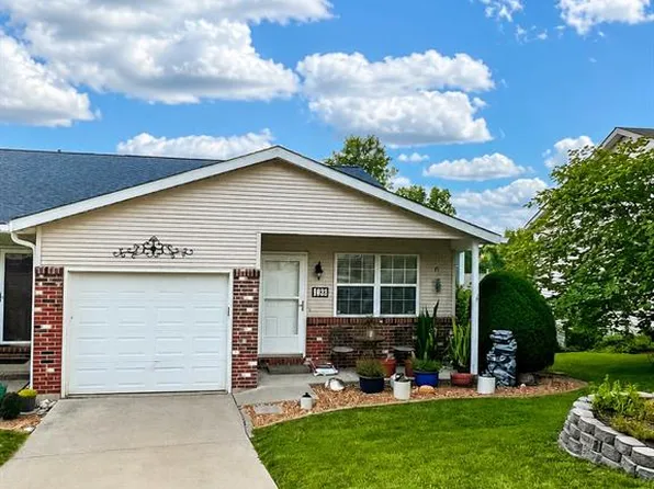 105 Wenona Dr, Washington, MO 63090