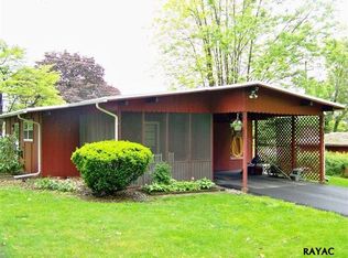 509 Country Club Rd, Red Lion, PA 17356