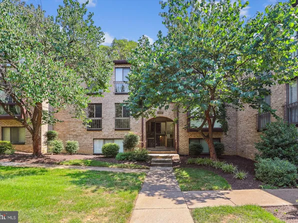 2032 Royal Fern Ct APT 11A, Reston, VA 20191