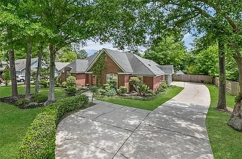 219 Nottoway Dr Photo 1