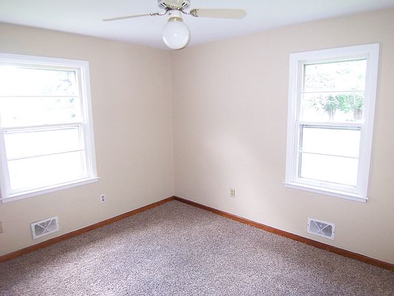 4th image of 619 South St