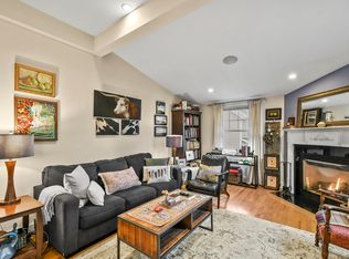 34 Church St APT 2A, Lenox, MA 01240