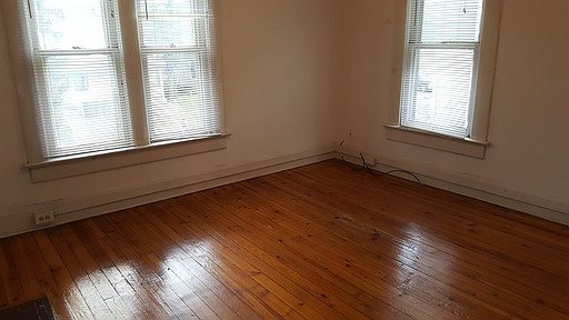 5th image of 49 W Blake Ave #16793279