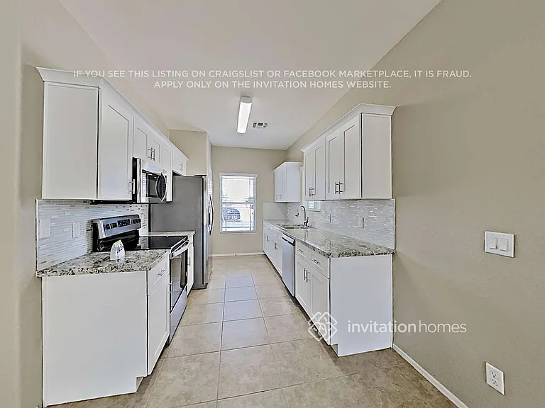 13177 W Calavar Rd — Photo 6