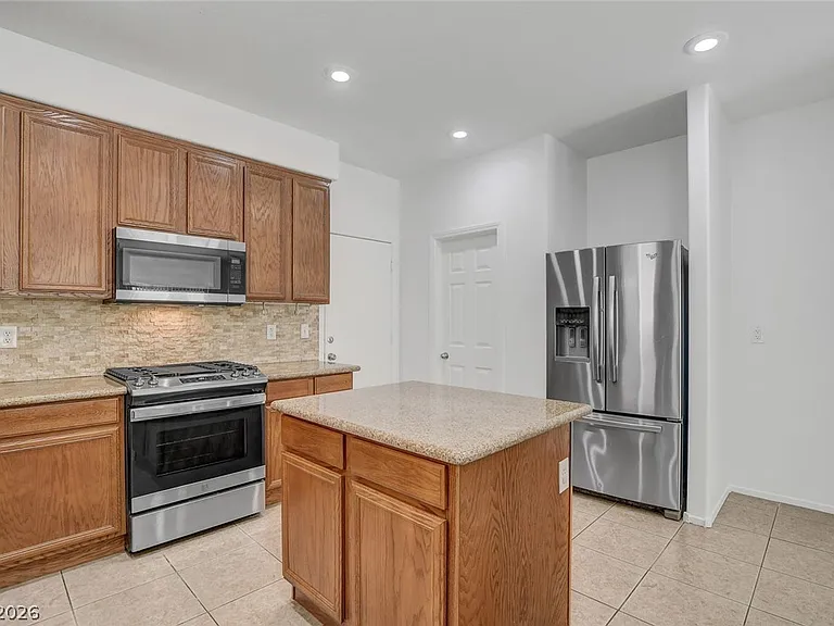 10439 Calypso Cave St — Photo 18