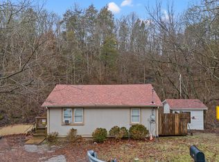 9726 Harrodsburg Rd, Wilmore, KY 40390