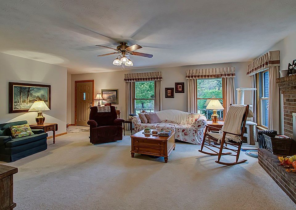 4529 Hooper Hwy, Cosby, TN 37722 Zillow