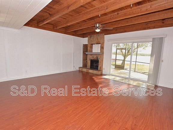 5th image of 2221 9th St SE