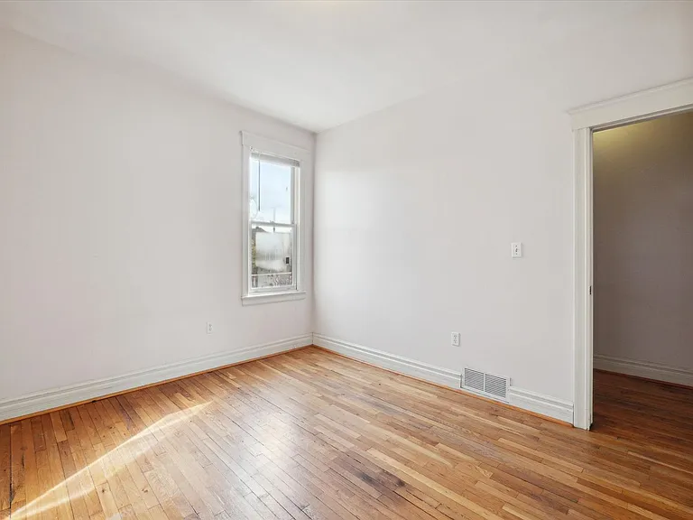 626 E. Ferry - FDR — Photo 23