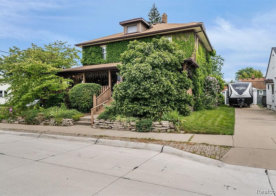 22246 Virginia Ave, Eastpointe, MI 48021 MLS 20230071977 Zillow