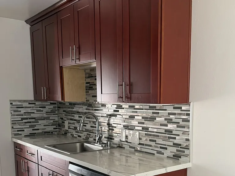 4890 Hamilton Ave #1 — Photo 1
