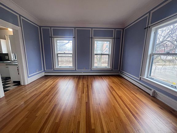 4th image of 45 College Ave SE APT 4