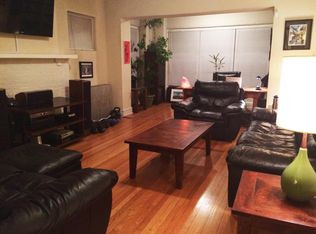 920 Main St APT 2, Evanston, IL 60202