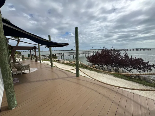 200 Banana River Dr #F-22, Merritt Island, FL 32952