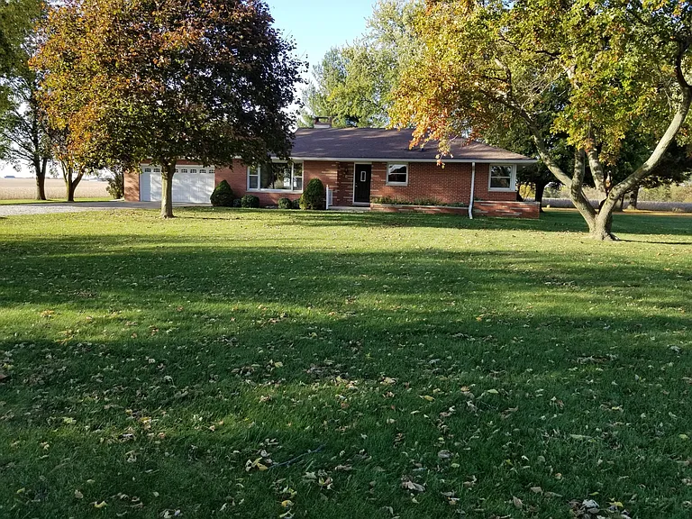 9617 W McCullough Rd — Photo 1