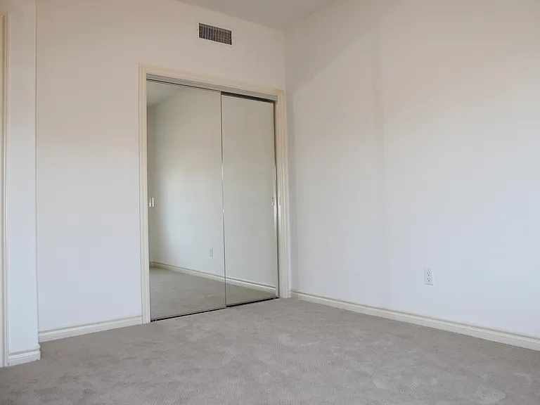 11871 Iowa Ave #104 — Photo 9