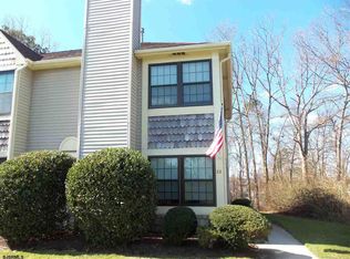23 Cambridge Townhouse Dr CONDO 23, Egg Harbor Township, NJ 08234