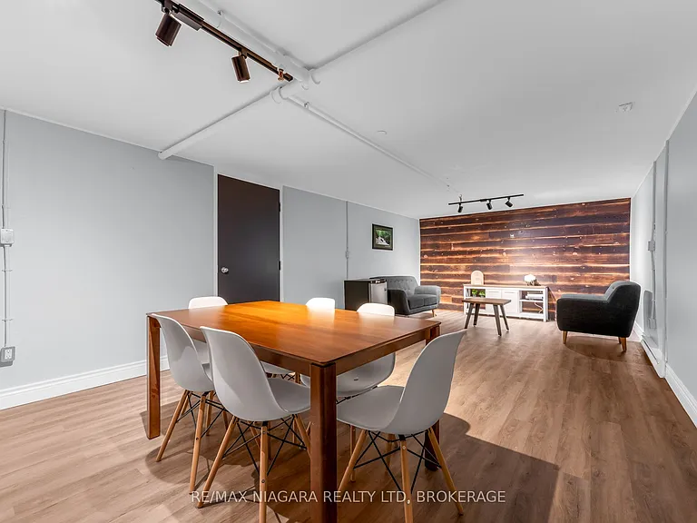 833 Foss Rd #11 — Photo 12