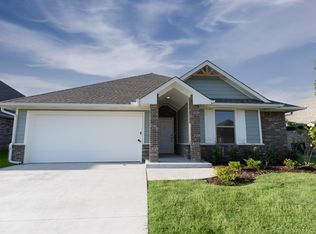 9224 NW 86th St, Yukon, OK 73099