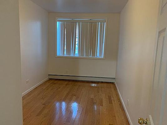 4th image of 8628 16th Ave #3