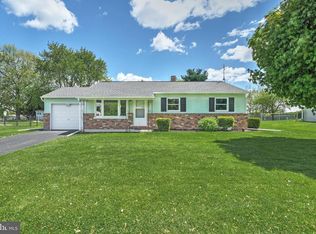 2650 Willapa Dr, Dover, PA 17315