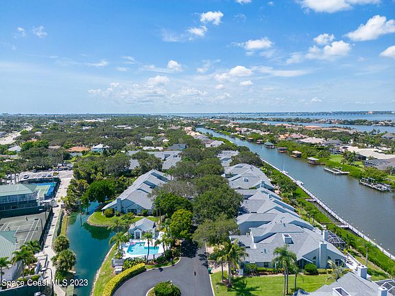 4th image of 810 Tradewinds Dr #810