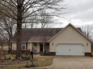 994 N Douglas Dr, Claremore, OK 74017