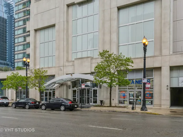 125 S Jefferson St #1504, Chicago, IL 60606