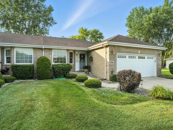 1080 Freedom Cir N, Crown Point, IN 46307