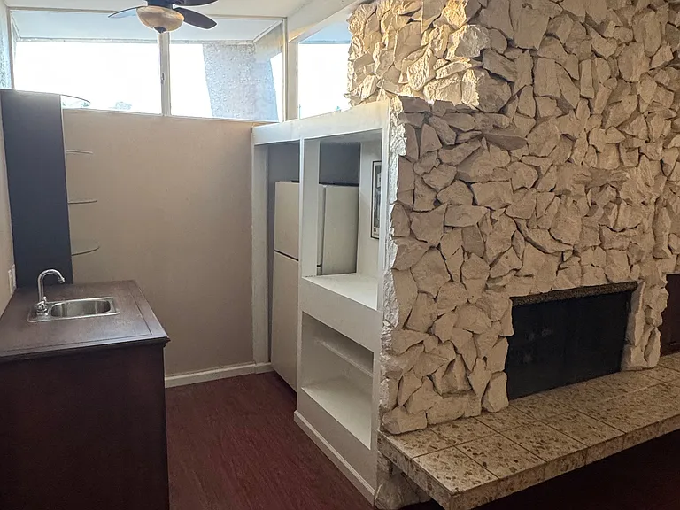 225 S Wallace Dr — Photo 5
