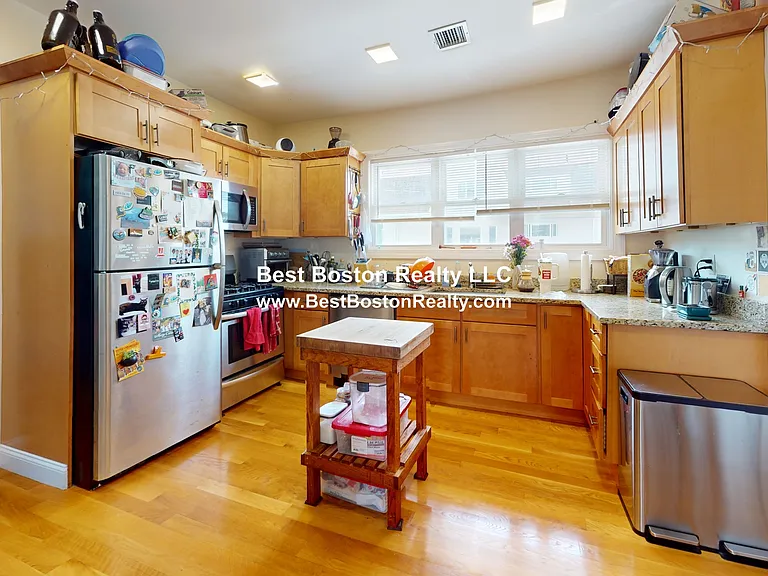 317 Main St #2 — Photo 2