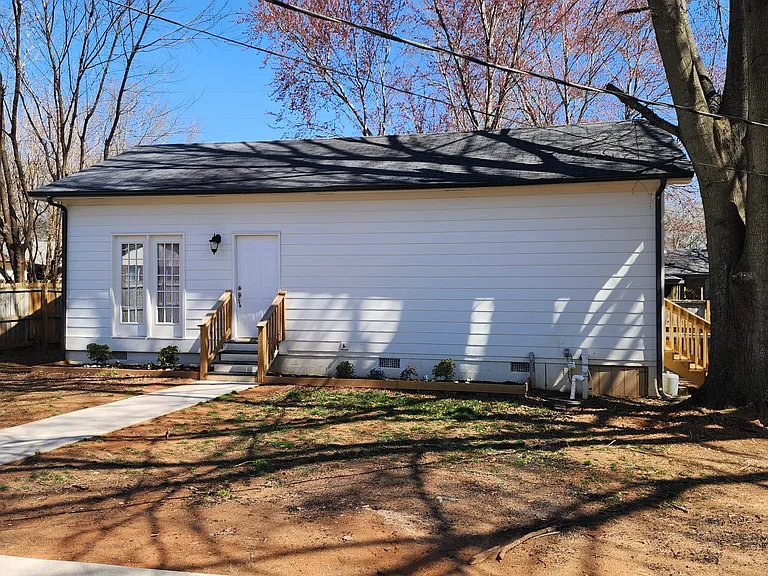 8006 Hemby Wood Dr — Photo 5