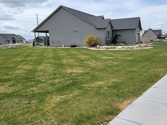 3rd image of 2252 E Timberview Dr