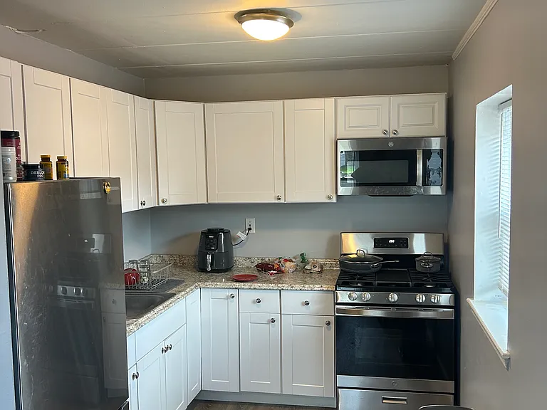 1701 E St #17 — Photo 1